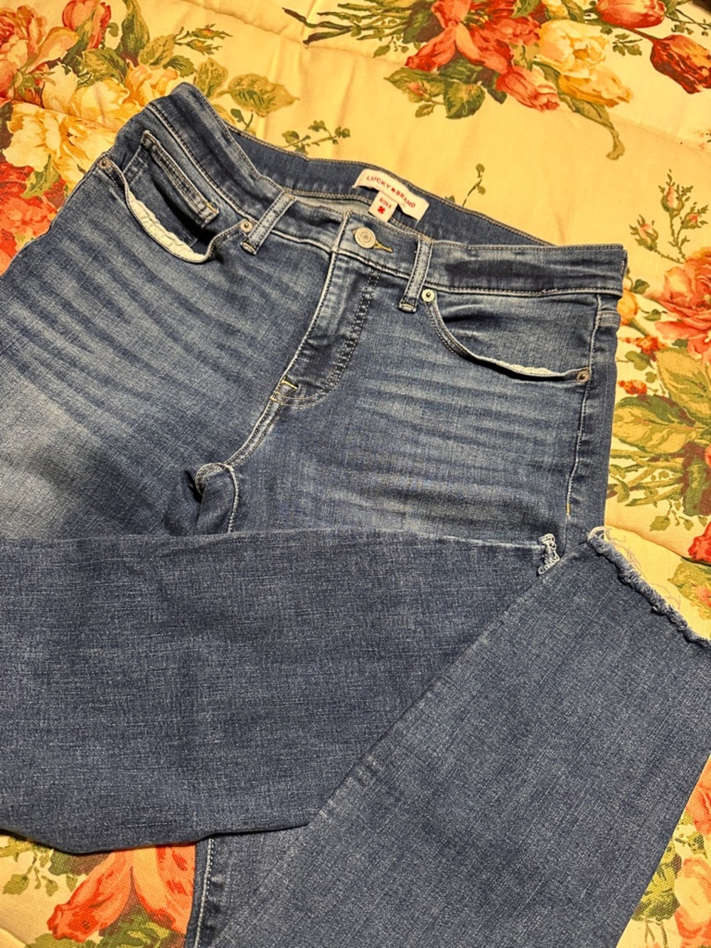 Lucky Brand Slim Skinny Jeans in Mid Blue Wash